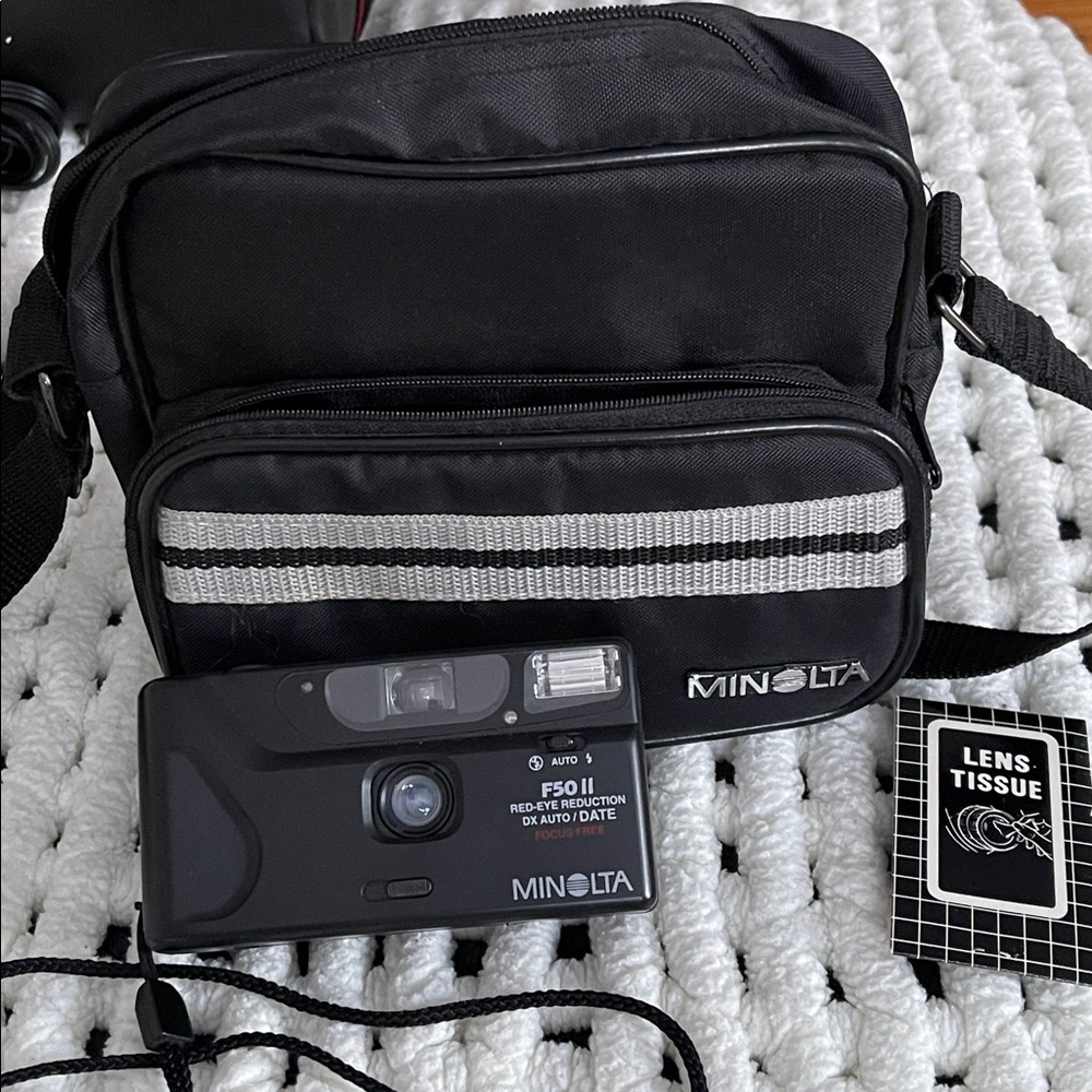 Minolta F50 II Black Camera,case, lense tissue. 1970’s. EUC. Not tested.